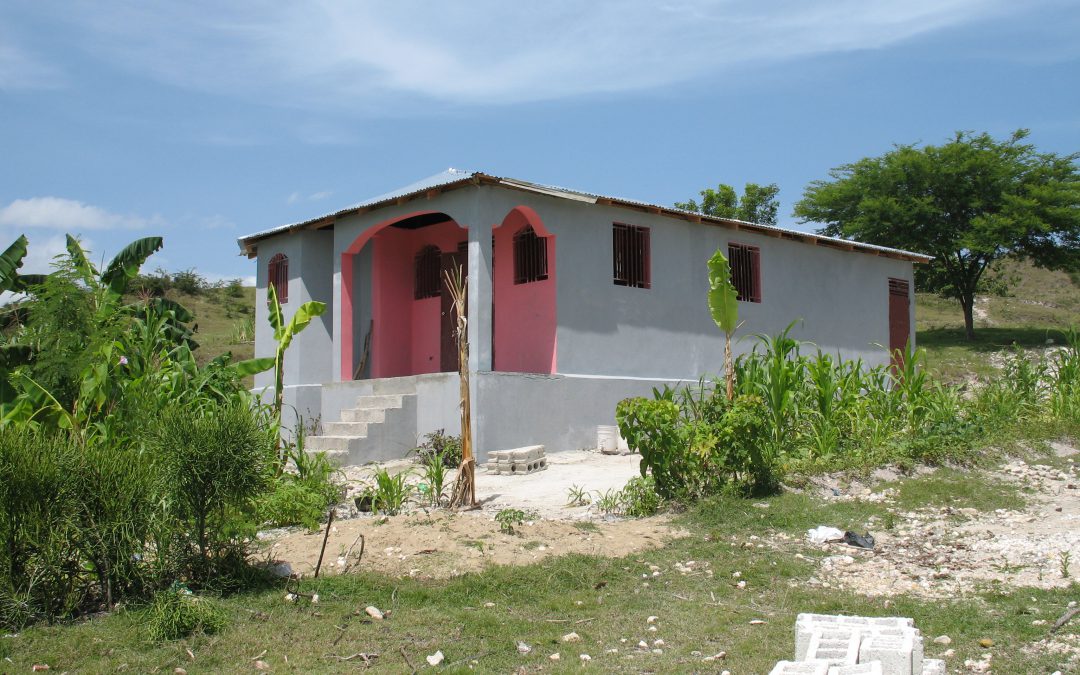 Single Haitian Mother Receives New Home